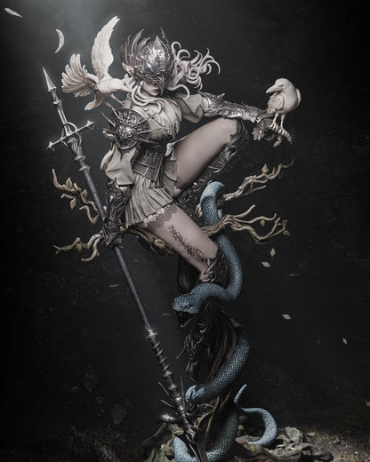 Lenora Queen of Crows Sculpture | Maximum Detailed 12k Resin Printed Figure